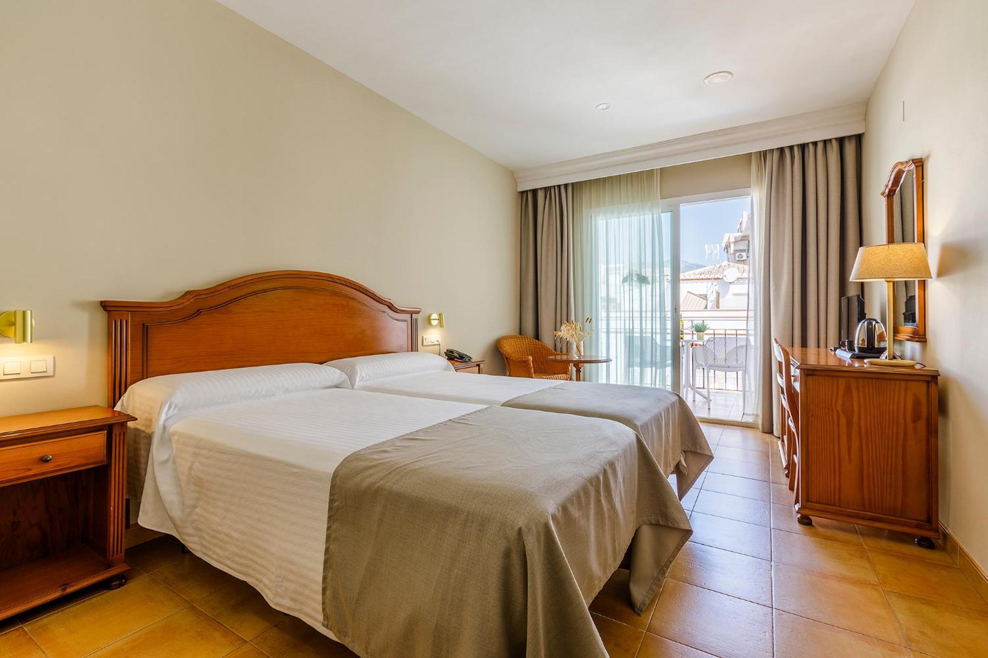 Hotel Almijara - Mares La Herradura  Kültér fotó